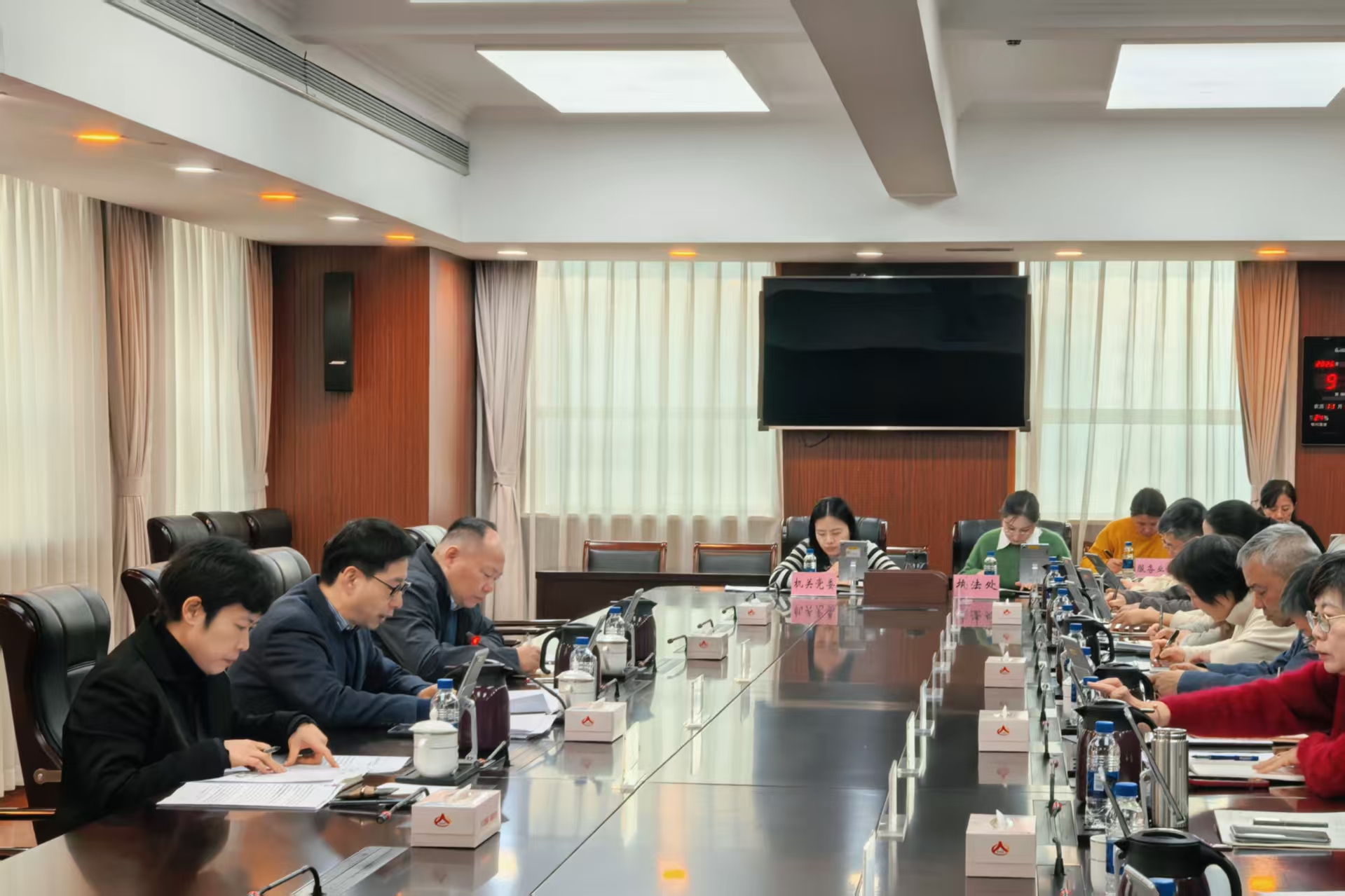 市统计局传达学习市委季度工作会议精神